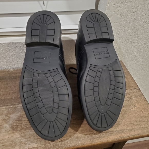 Dockers Gordon Dress Shoes - Picture 7 of 8